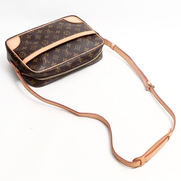 Louis Vuitton Monogram Trocadero MM Crossbody - Picture 10 of 14
